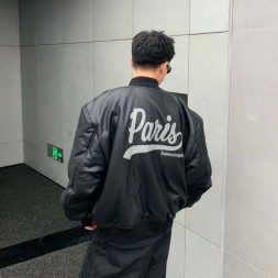 발렌시아가 남여공용 가죽 재킷 528814