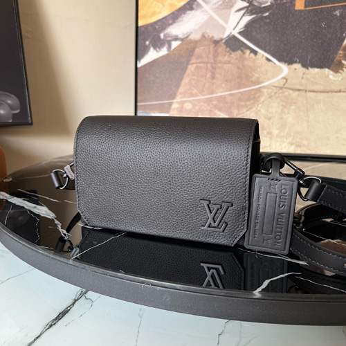 루이비통 패스트 크로스백 M82085 블랙