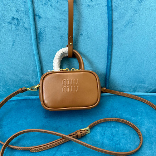 미우미우 마이크로 미니백 5NR020 카멜