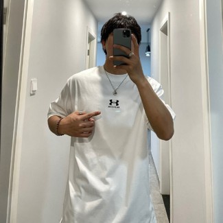 발렌시아가 남여공용 반팔 528852