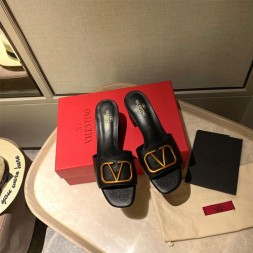 발렌티노 신상 슬리퍼 2S0S32-3 블랙