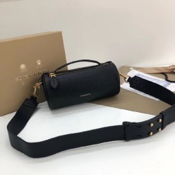 버버리 가죽 더 배럴 백 40766921 블랙