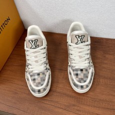 루이비통 남여공용 스니커즈 M0571-4