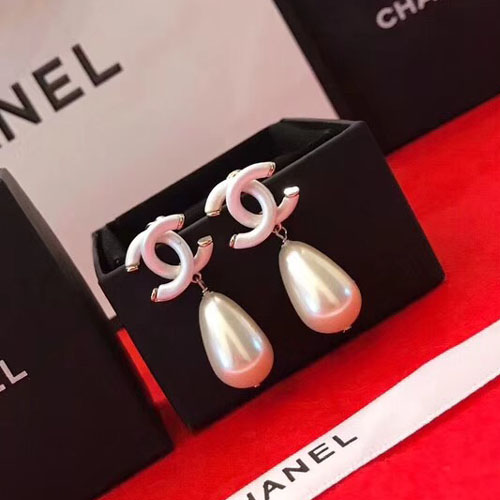 샤넬 신상 귀걸이 C171970