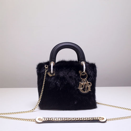 디올 최신상 퍼 레이디백 미니 S44531 블랙