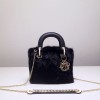 디올 최신상 퍼 레이디백 미니 S44531 블랙