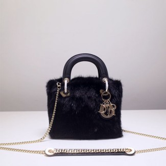 디올 최신상 퍼 레이디백 미니 S44531 블랙