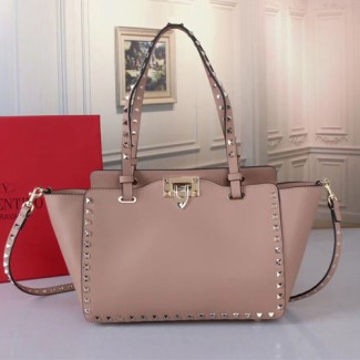 발렌티노 스몰 사이즈 락스터드 백 ZW2B0037 누드핑크 민자 금장