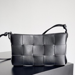 보테가 카세트백 V1003-6