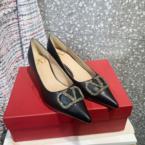 발렌티노 신상 펌프스 2S0S14-1 블랙