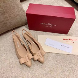 페레가모 신상 샌들 F38105