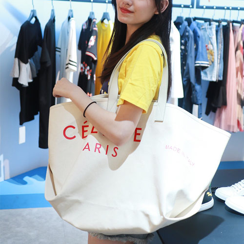 셀린느 캔버스 라지 토트백 186082