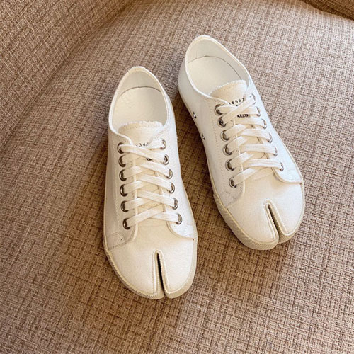 마르지엘라 여성용 타비 스니커즈 WS0252 화이트