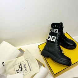 펜디 여성용 앵글부츠 FD46227-2