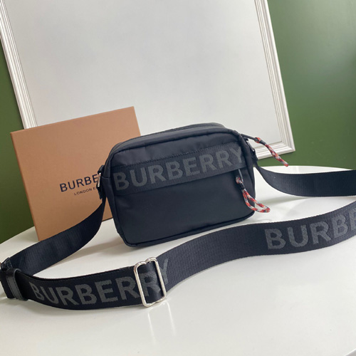 버버리 남여공용  크로스백 80441778