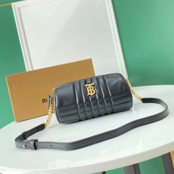 버버리 퀼팅 램스킨 베럴 룰라백 80492201 블랙