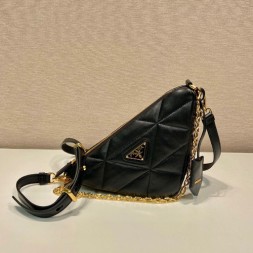 프라다 트라이앵글 숄더 백 1BH190-2