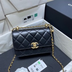 샤넬 골드볼 스몰 플랩 체인백 AP2615 카프스킨 블랙