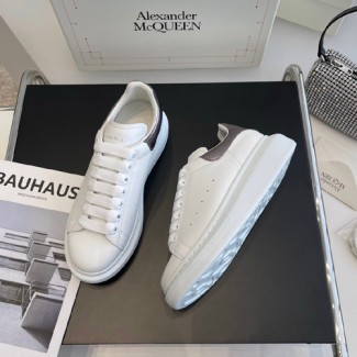 알렉산더 맥퀸  남여공용 스니커즈  586434-12