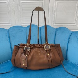 미우미우 가죽 숄더백 5BH289 카멜