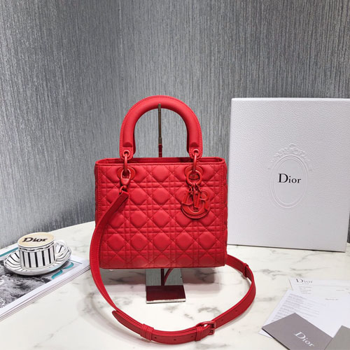 디올 울트라 매트 미듐 레이디백 M0565 레드