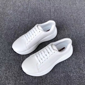 프라다 남성용 신상 스니커즈 F0691