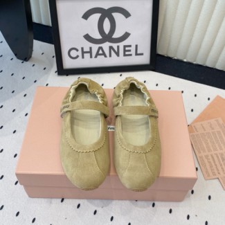 미우미우 여성용 플랫 57283-4