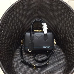 프라다 스몰 레더 토트 백 1BB049 블랙