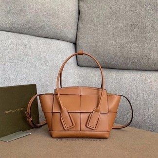 보테가 미니 아르코 600606 카멜