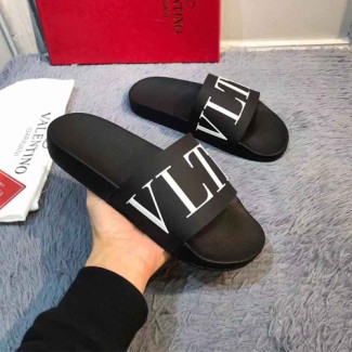 발렌티노 고무 슬라이드 슬리퍼 SW2S0076