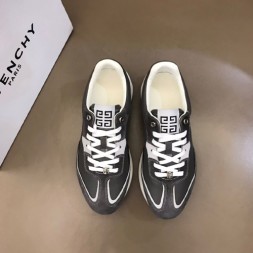 지방시 남성용 스니커즈  GV390695-1