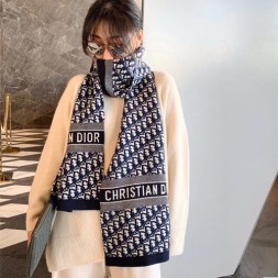 디올 신상 스카프 D1039