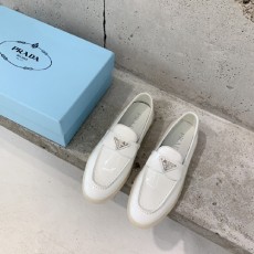 프라다 여성용 로퍼 F0886-4