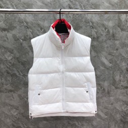 톰브라운 남여공용 패딩조끼 TB8832 화이트