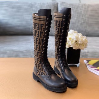 펜디 신상 앵글부츠 FD46071