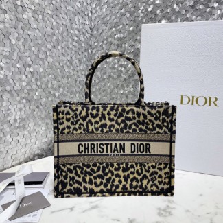 디올 미듐 북 토트백 M1296 홈피무늬