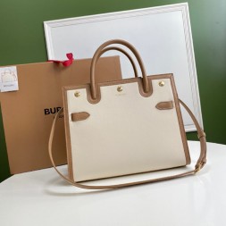 버버리 스몰 투 핸들 타이틀 백 80252741-3