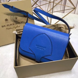 버버리 디태처블 스트랩 이퀘스트리안 쉴드 가죽 크로스백 40734131 블루