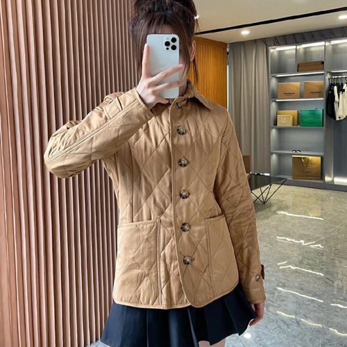 버버리 여성용 자켓  BR24016 베이지