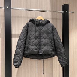 디올 여성용 퀄팅 숏패딩 D84377