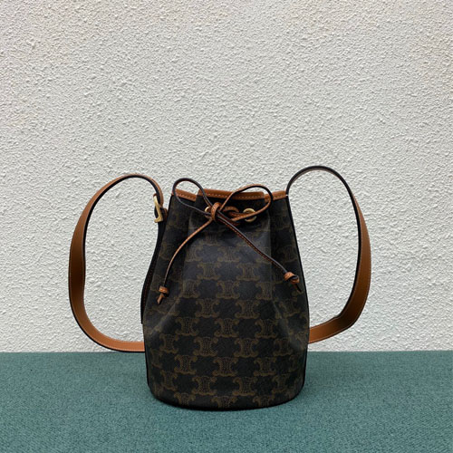 셀린느 트라이엄프 스몰 드로우스트링백 191142 브라운