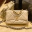  샤넬 CHANEL 19 스몰 플랩 백 AS1160 베이지