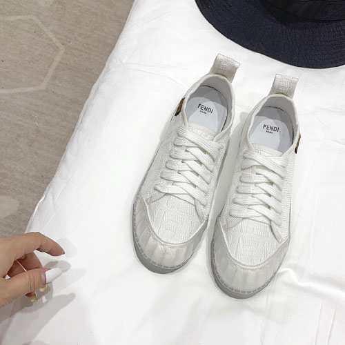 펜디 여성용 신상 스니커즈 FD46082-2 화이트