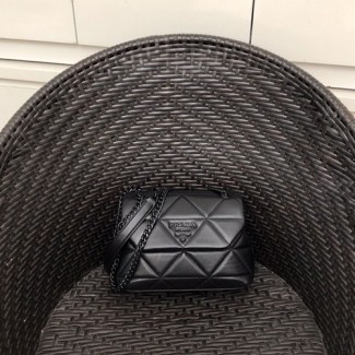 프라다 모노크롬 퀄팅 체인 숄더백 1BD233 블랙