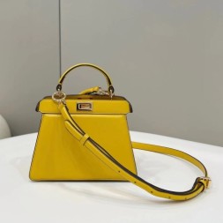 펜디 피카부 I See U 쁘띠 8BN335-10