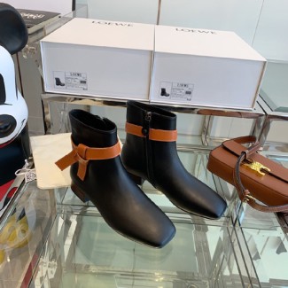 로에베 여성용 앵글부츠 LW29809 블랙