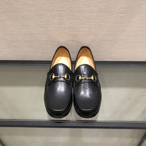 구찌 1953 홀스빗 가죽 로퍼 307929 블랙