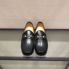 구찌 1953 홀스빗 가죽 로퍼 307929 블랙