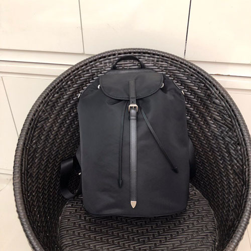 프라다 신상 나일론 백팩 1BZ064 블랙