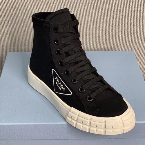 프라다 여성용 신상 스니커즈 F0717 블랙